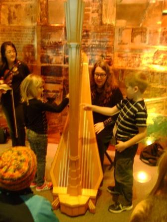 GSO Kids with Harp compressed
